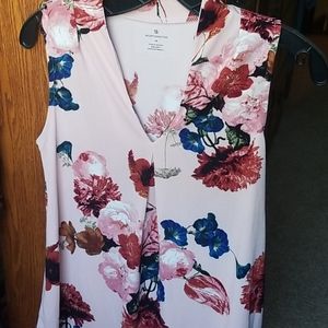 Flowered sleeveless top